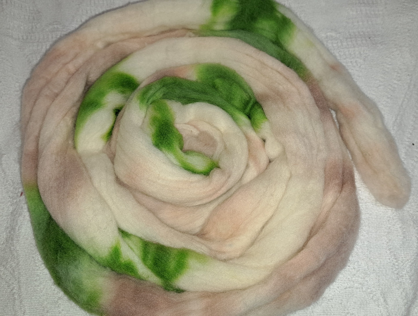 House Elf / 4 ounces Hand Dyed US wool