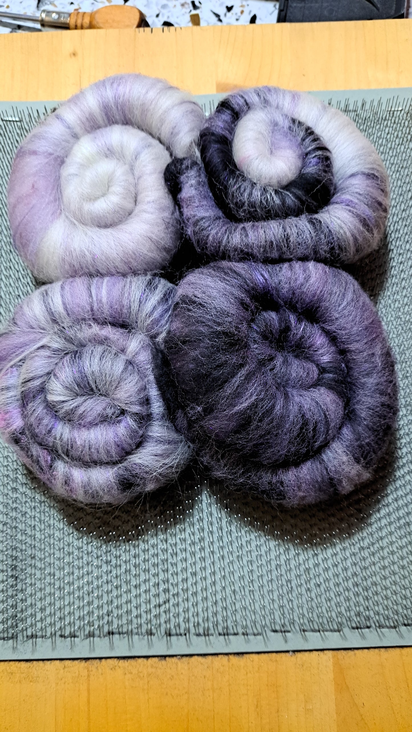 Exploring purple 1 ounce Rolag set