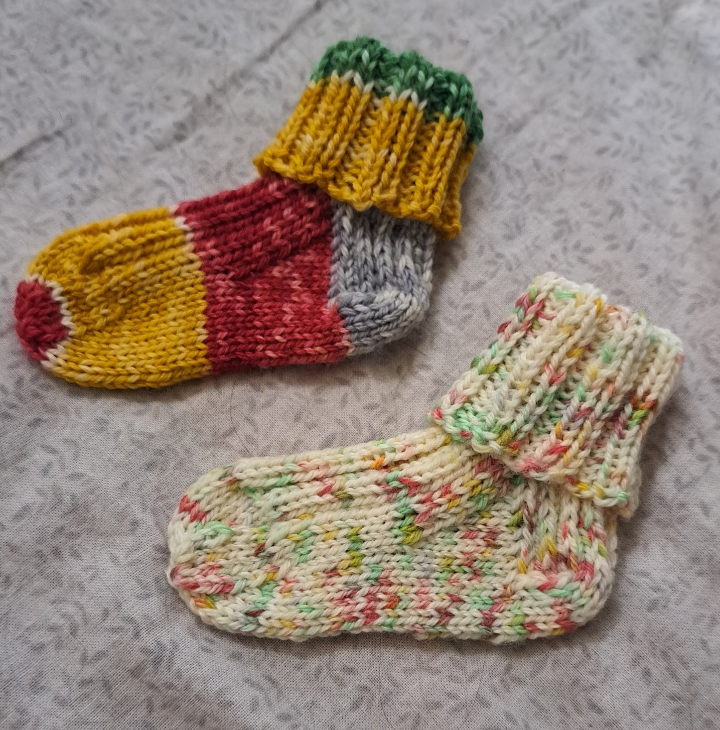Perfect for Everyday Socks -- Baby (pattern)