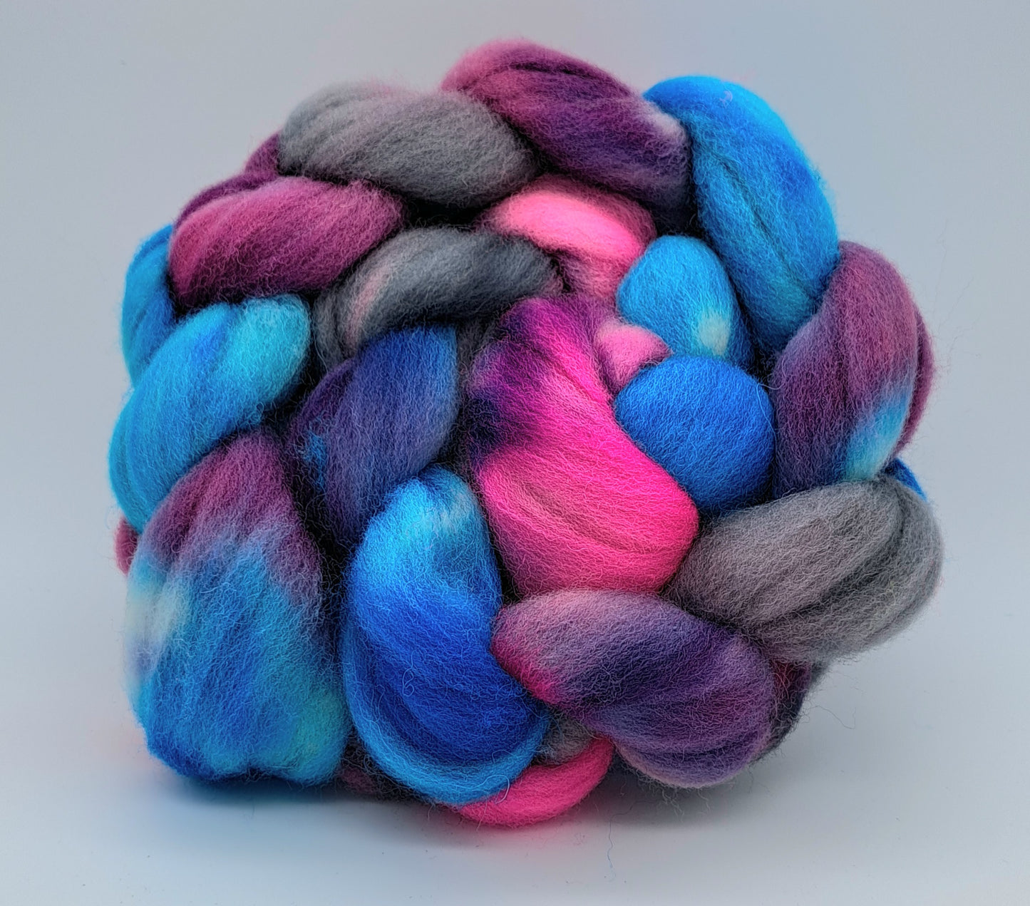Groovy Mom / 4 ounces hand dyed US wool