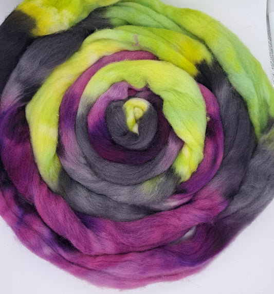 Poison Apple -- 4 ounces US Wool