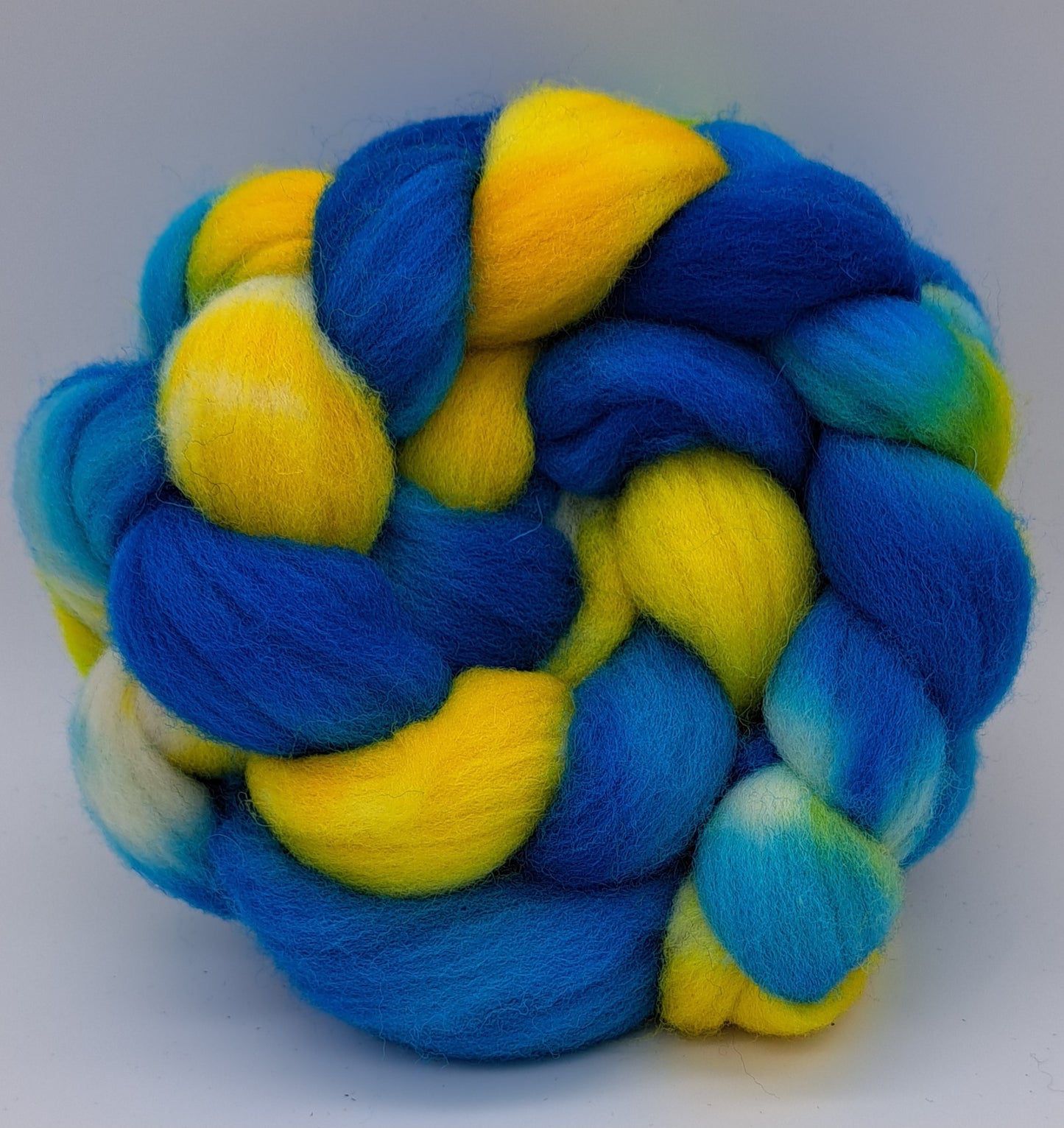 Stormfly (HTTYD) - 4 ounces US wool