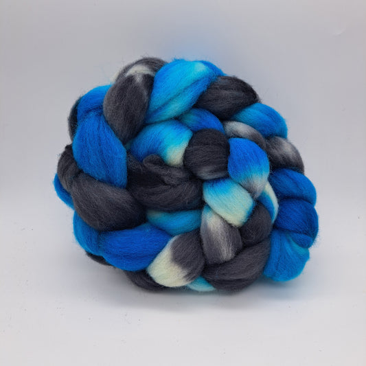 Toothless (HTTYD) - 4 ounces US wool