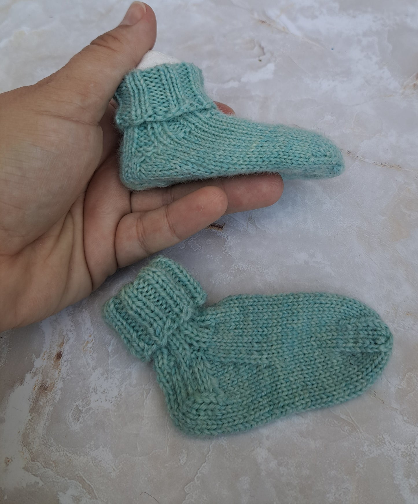 Hand Knit Baby Socks (newborn to 3 months) -- Soft, Cozy, and Machine Washable